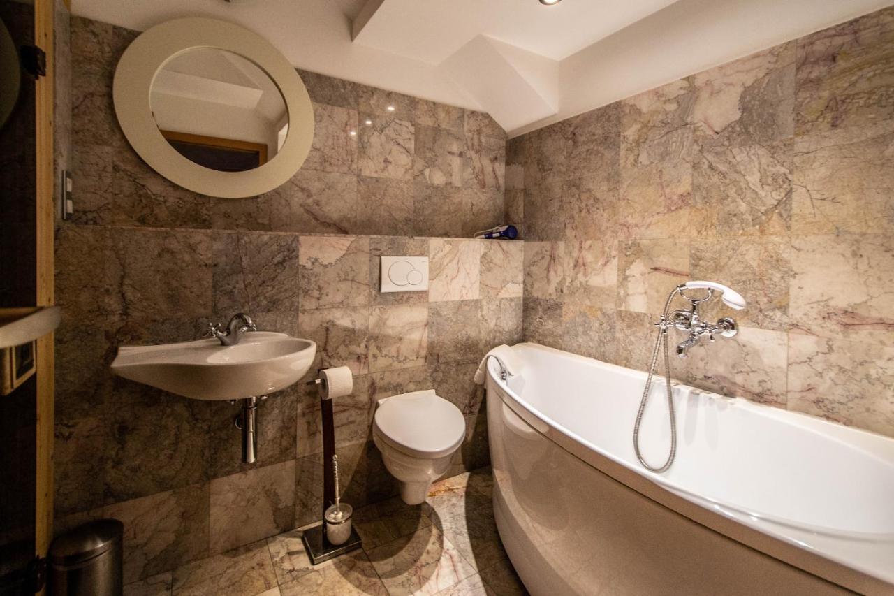 Olives Ruterra Loft With Sauna Praga Exterior foto